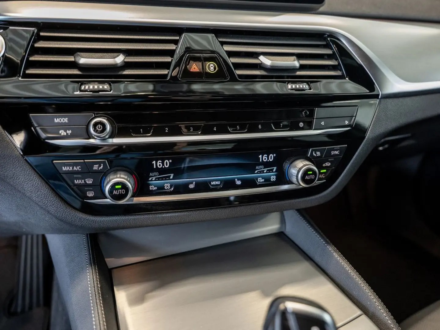 520d xDrive Luxury Line FACEL. HUD LASER LED H/K