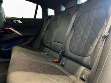 X6 xDrive40d M Sport 2-Achs,StHz,Pano,AHK,H/K