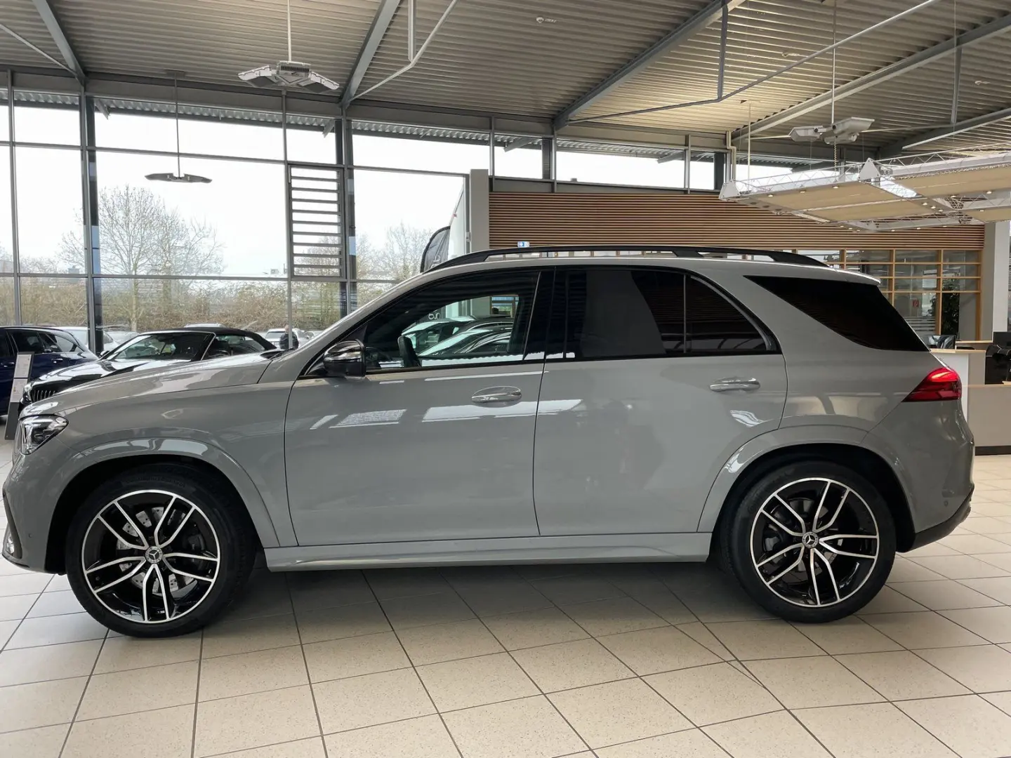 GLE 450 d 4MATIC AMG Night Pano HUD AHK Standhzg