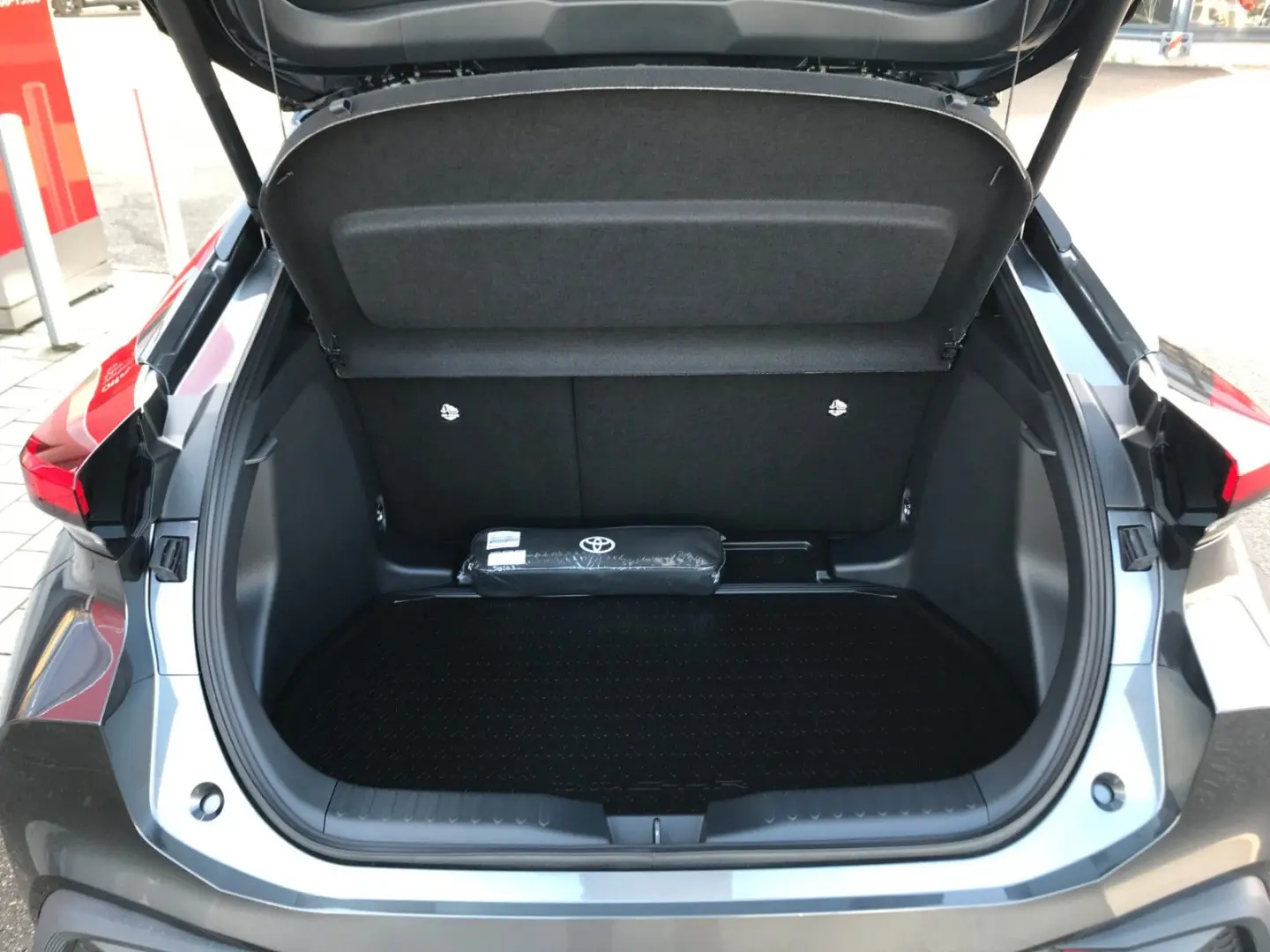 C-HR 1.8 Hybrid Team Deutschland