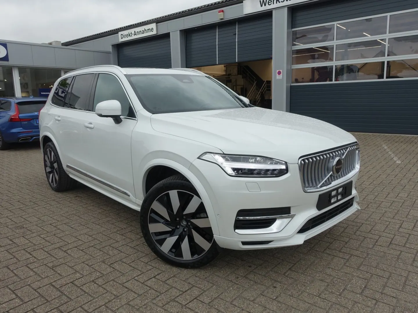 XC90 Recharge Plus T8 AWD/360°/Pano/H&K/BLIS