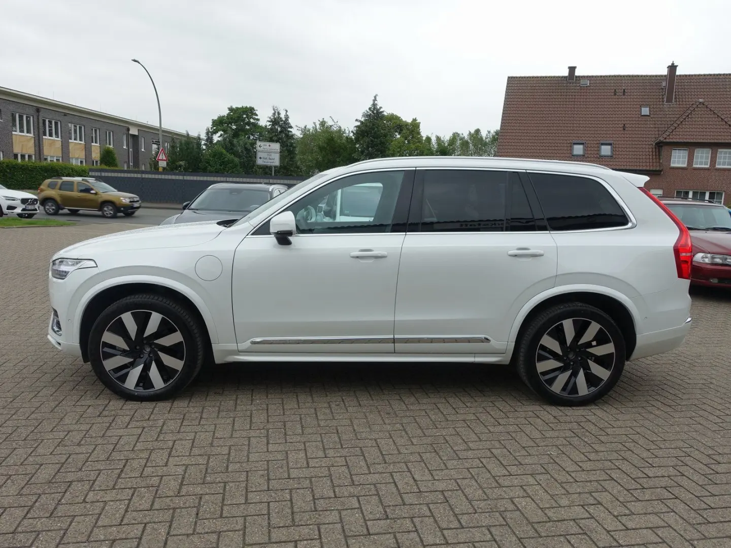 XC90 Recharge Plus T8 AWD/360°/Pano/H&K/BLIS