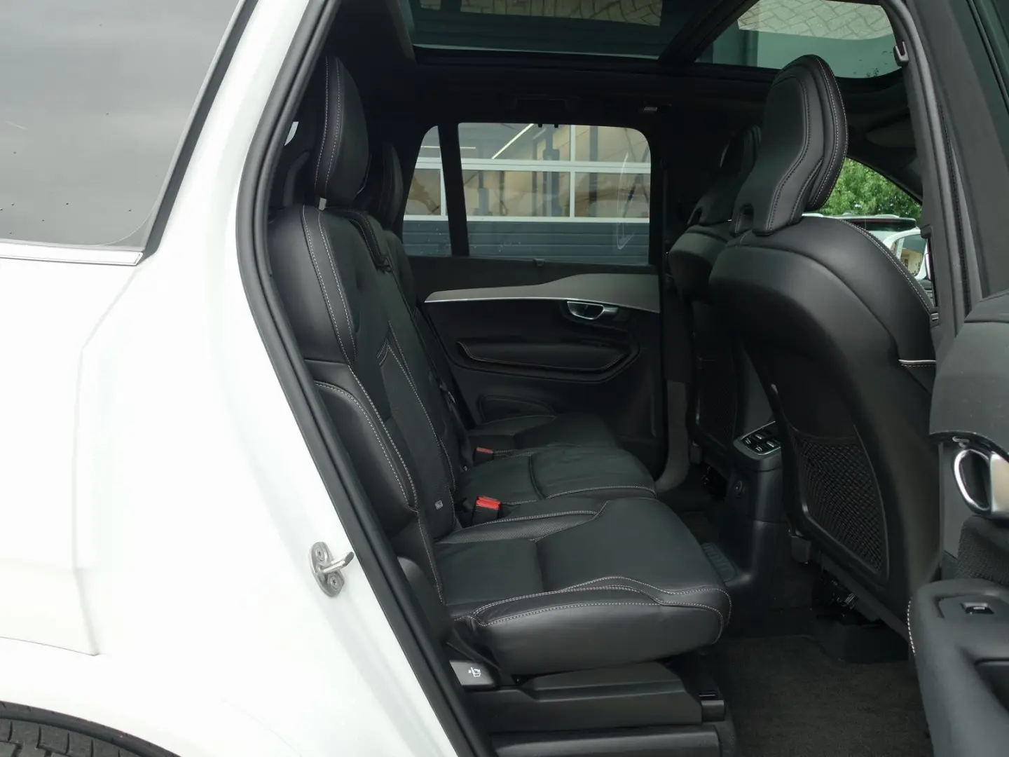 XC90 Recharge Plus T8 AWD/360°/Pano/H&K/BLIS