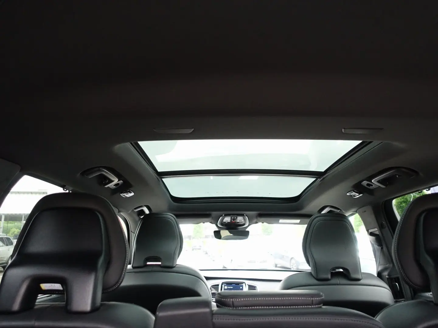 XC90 Recharge Plus T8 AWD/360°/Pano/H&K/BLIS