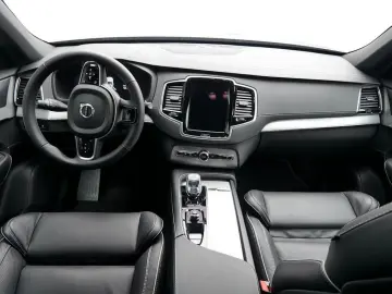 XC90 2.0 Plus Bright Recharge Plug-In Hybrid AWD