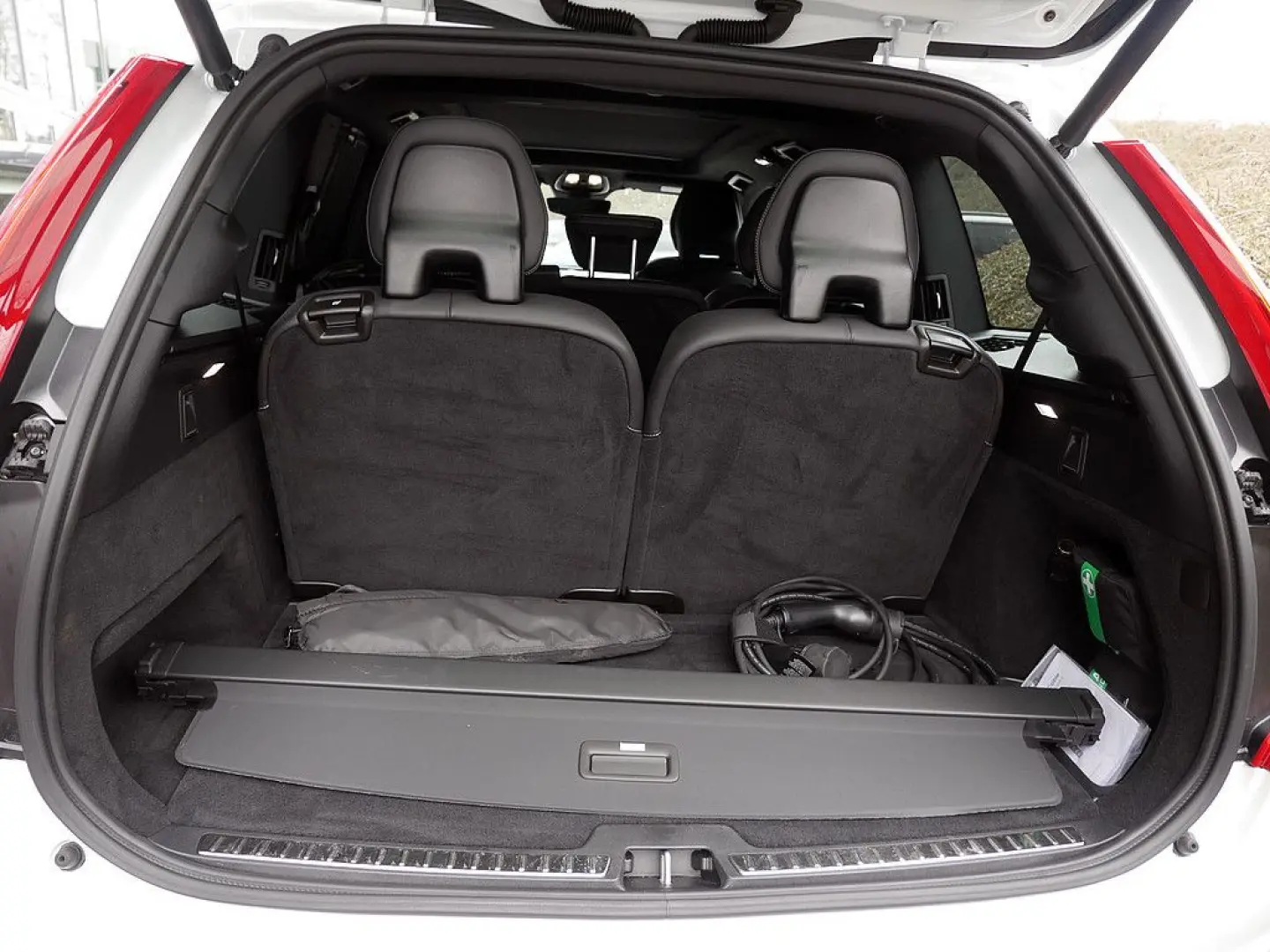 XC90 2.0 Plus Bright Recharge Plug-In Hybrid AWD