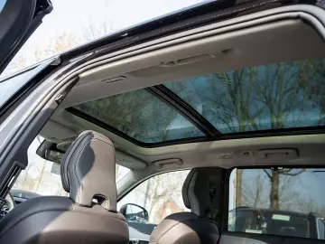 XC90 T8 Plus Bright AWD H/K PANO 360-GRAD-KAMERA