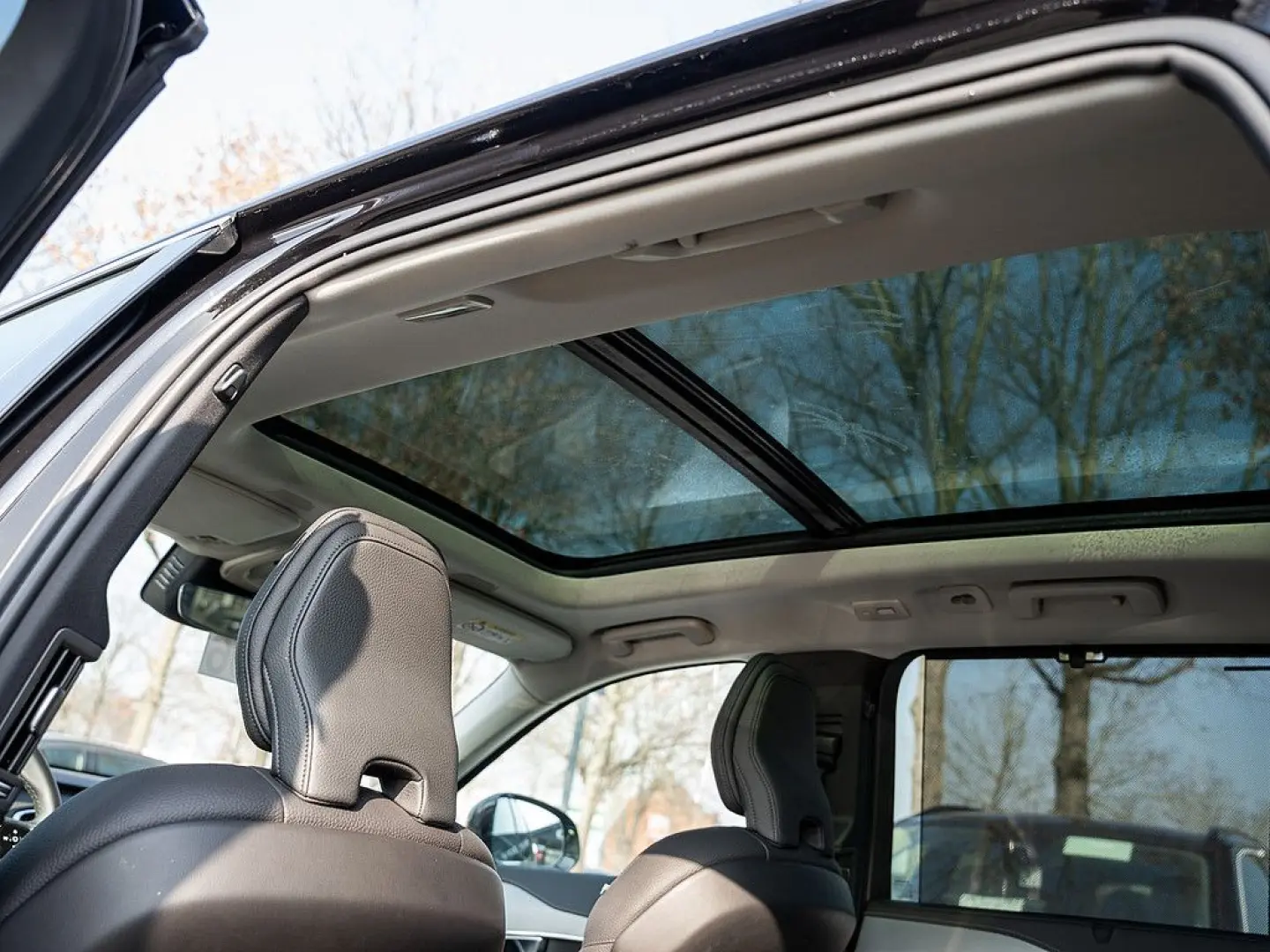 XC90 T8 Plus Bright AWD H/K PANO 360-GRAD-KAMERA