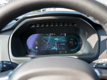 XC90 T8 Plus Bright AWD H/K PANO 360-GRAD-KAMERA