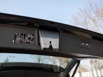 XC90 T8 Plus Bright AWD H/K PANO 360-GRAD-KAMERA