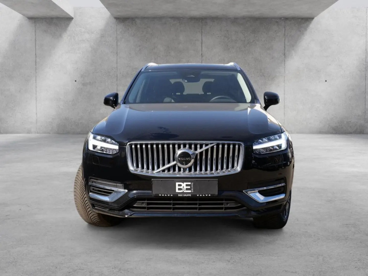 XC90 T8 Plus Bright Recharge Plug-In Hybrid AWD