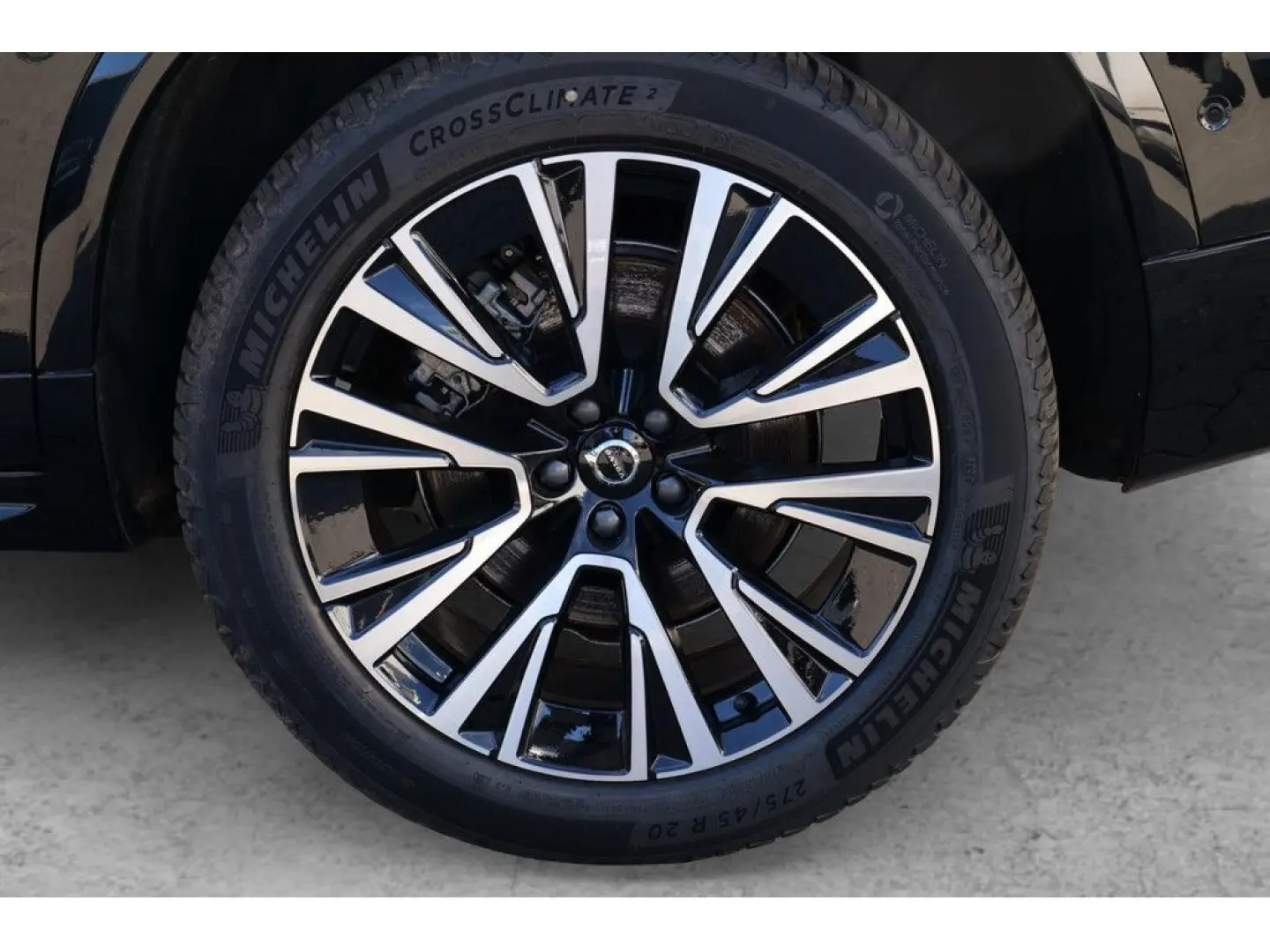 XC90 T8 Plus Bright Recharge Plug-In Hybrid AWD