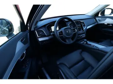 XC90 T8 Plus Bright Recharge Plug-In Hybrid AWD