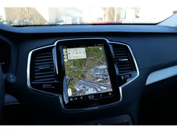 XC90 T8 Plus Bright Recharge Plug-In Hybrid AWD