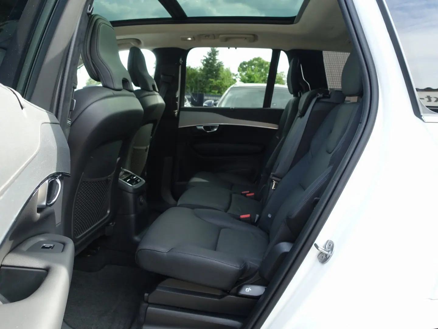 XC90 Recharge Ultimate T8 AWD/Pano/360°/H&K/BLIS
