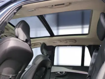 XC90 T8 Recharge Ultra Bright Plug-In Hybrid AWD