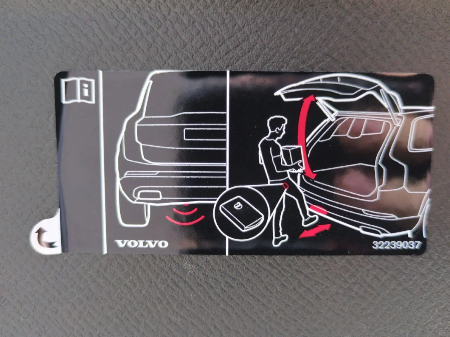 XC90 T8 Recharge Ultra Bright Plug-In Hybrid AWD