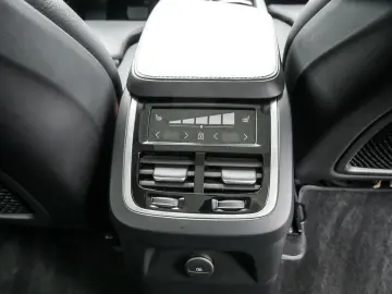 XC90 2.0 Ultimate Bright Recharge Plug-In Hybrid