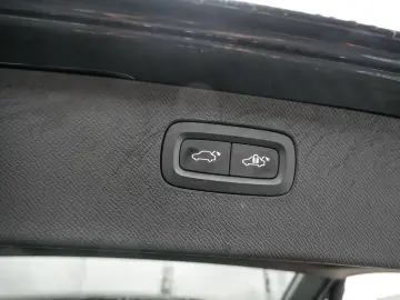 XC90 2.0 Ultimate Bright Recharge Plug-In Hybrid
