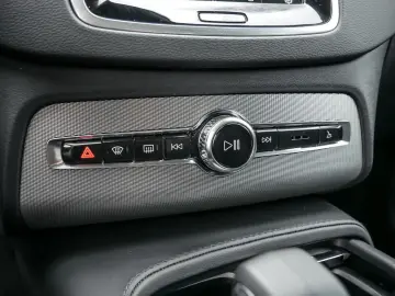 XC90 2.0 Ultimate Bright Recharge Plug-In Hybrid