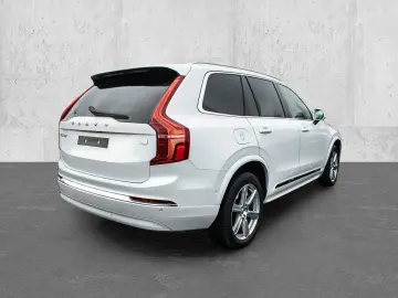 XC90 Plus Bright Recharge Plug-In Hybrid AWD T8 