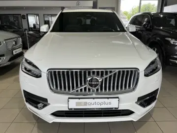 XC90 T8 Ultimate Bright Recharge AWD UPE103K B&W