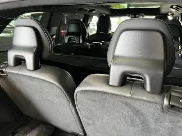 XC90 T8 Ultimate Bright Recharge AWD UPE103K B&W