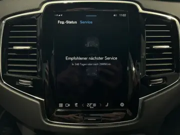 XC90 T8 Ultimate Bright Recharge AWD UPE103K B&W