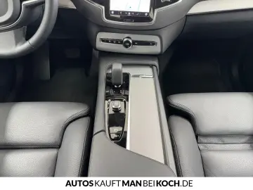 XC90 T8 Plug-In AWD Plus ACC BLIS PANO HUD 360