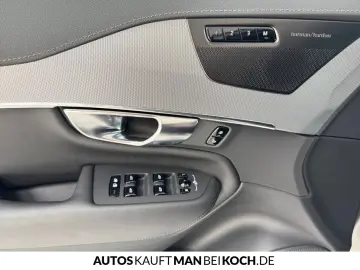 XC90 T8 Plug-In AWD Plus ACC BLIS PANO HUD 360