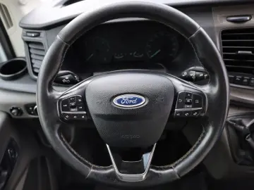 Ford Transit L2H2 2.0 130CP