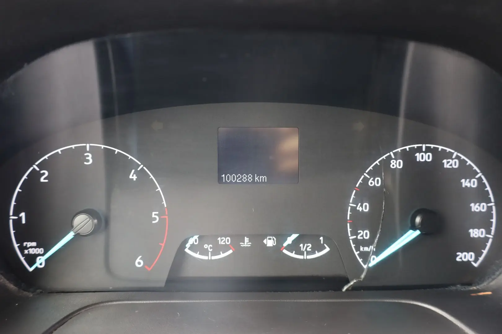 Ford Transit L2H2 2.0 130CP