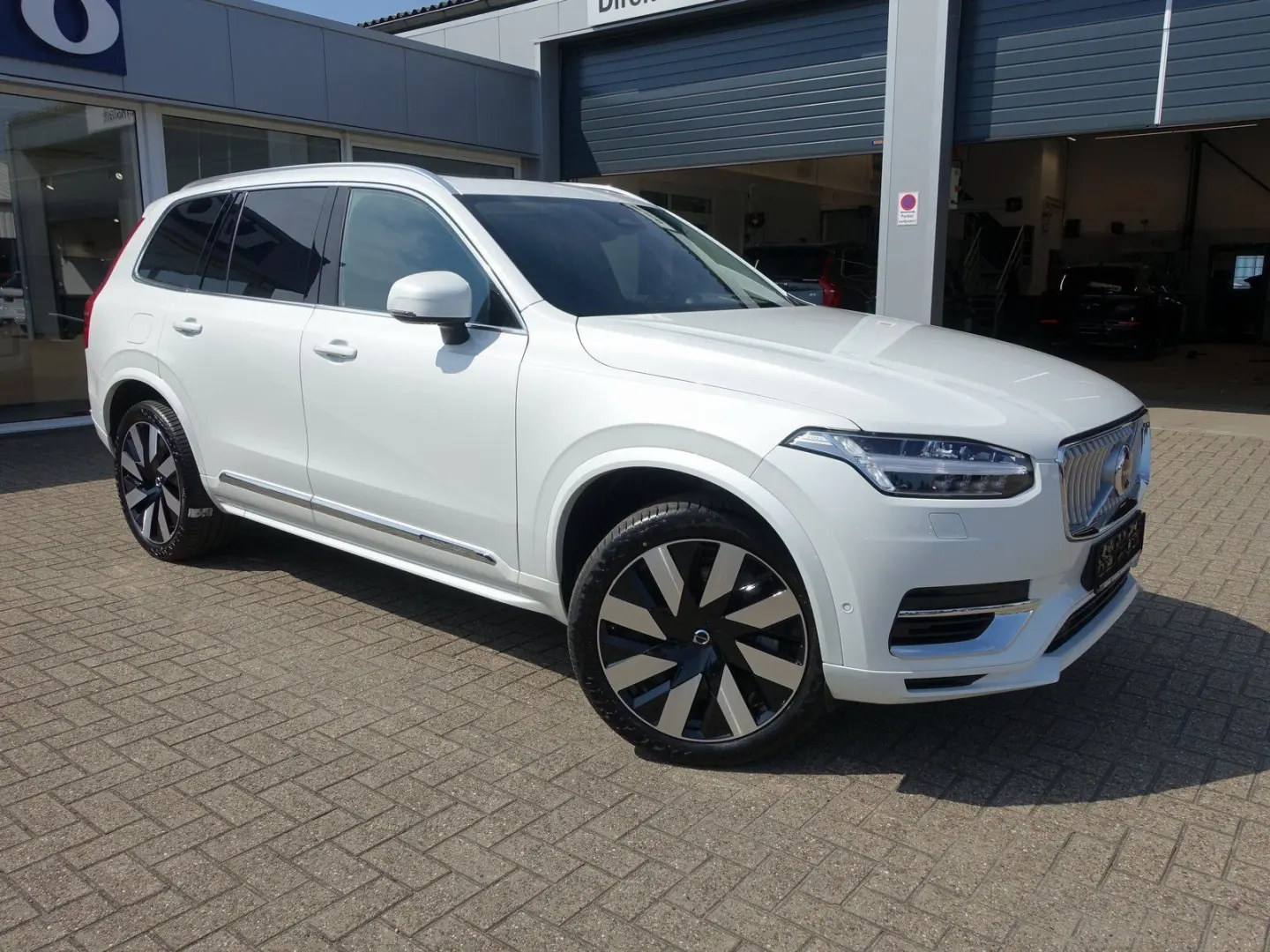 XC90 Recharge Ultimate T8 AWD/360°/Pano/B&W/BLS