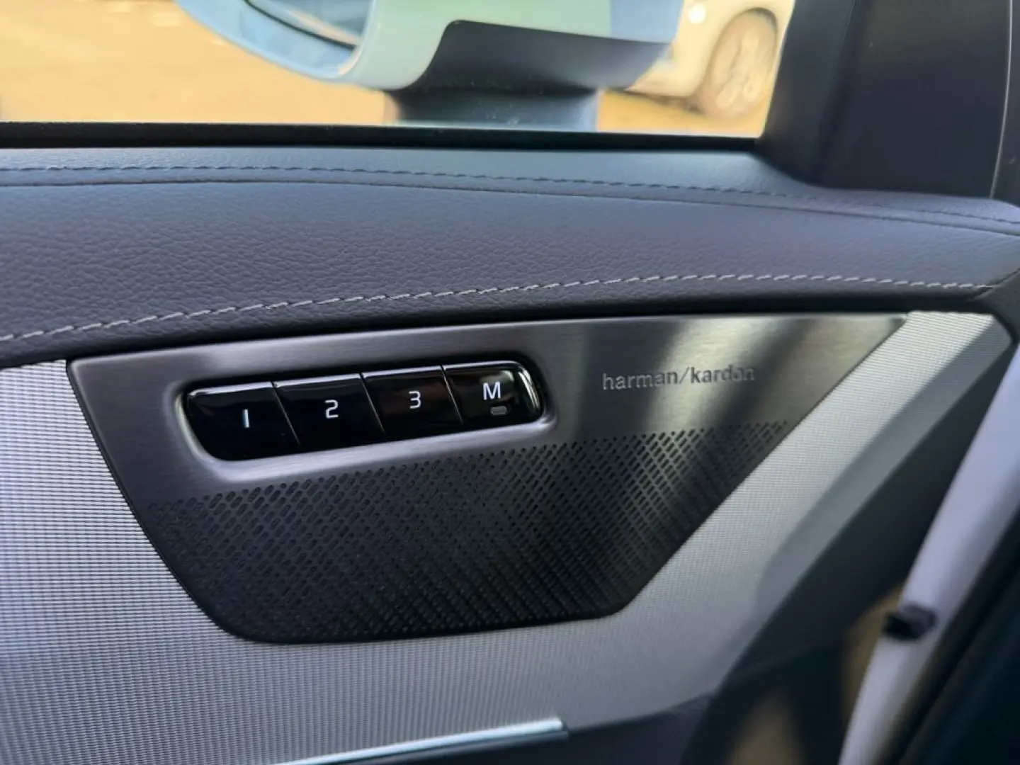 XC90 T8 AWD Plug-in Hybrid Plus Bright  360° NAV