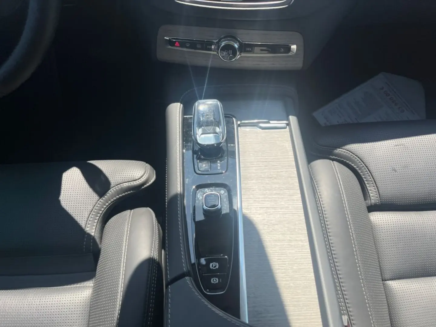 XC90 T8 AWD Recharge Plus Bright  Adaptives Luft