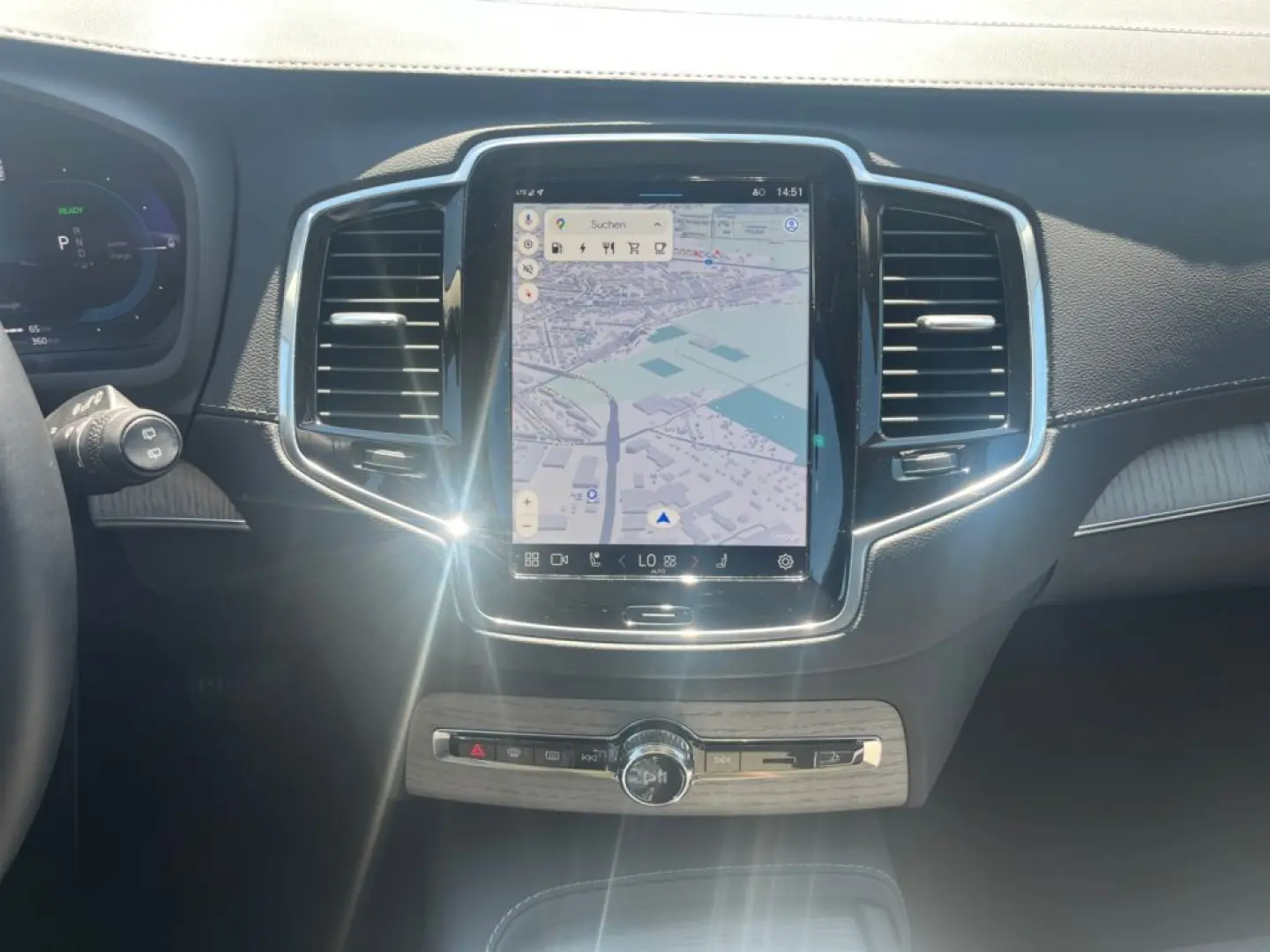 XC90 T8 AWD Recharge Plus Bright  Adaptives Luft