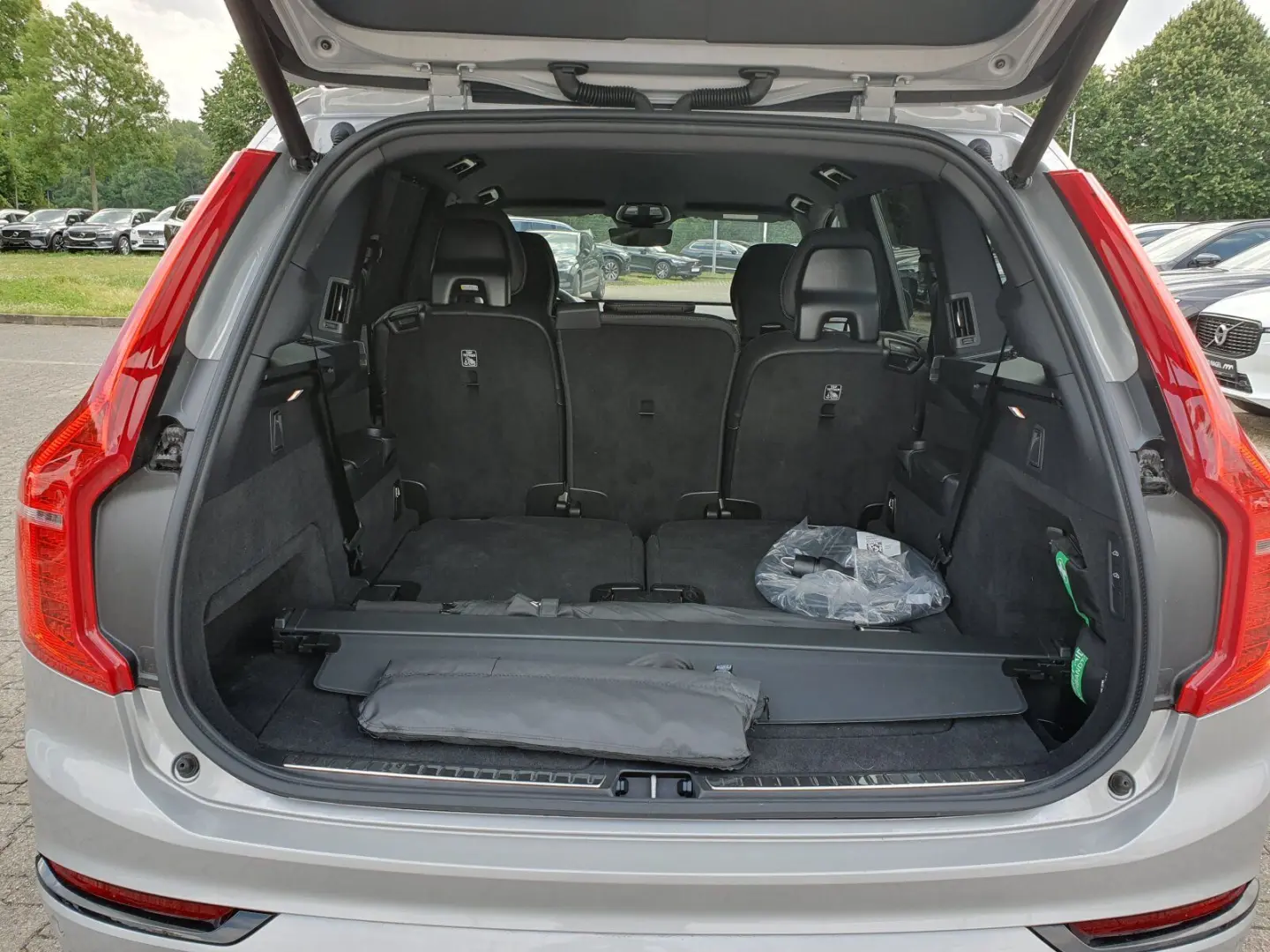 XC90 Recharge T8 AWD Plus Dark