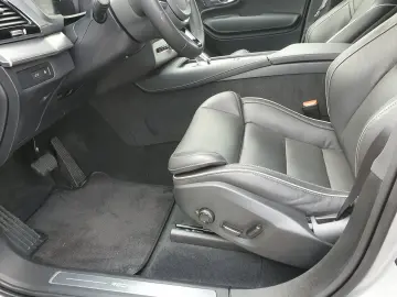 XC90 Recharge T8 AWD Plus Dark