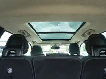 XC90 Recharge Ultimate T8 AWD/Massage/Pano/B&W