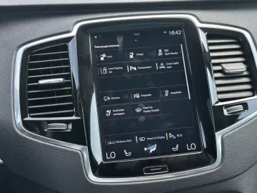 XC90 Inscription Expression Recharge Hybrid AWD