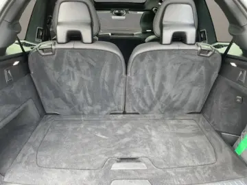 XC90 Rech. Ultimate T8 AWD Dark 7SITZ PANO 360°