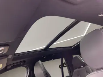 XC90 Rech. Ultimate T8 AWD Dark 7SITZ PANO 360°