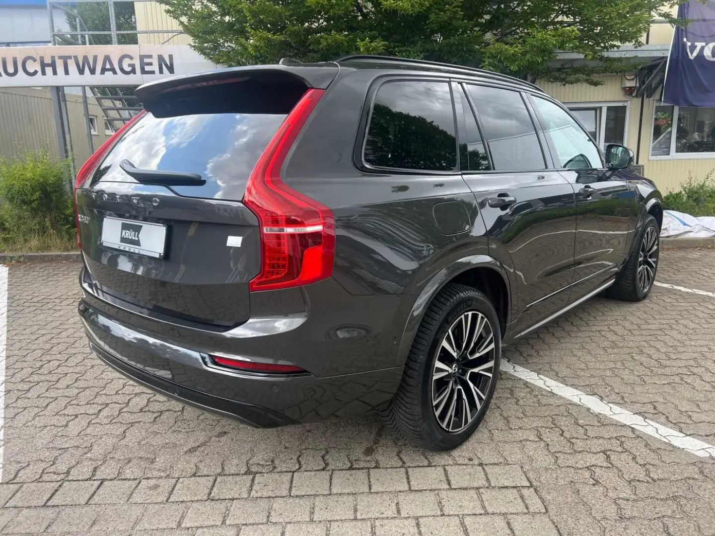 XC90 T8 AWD Recharge Plus Dark Pano/ 360°/ AHK
