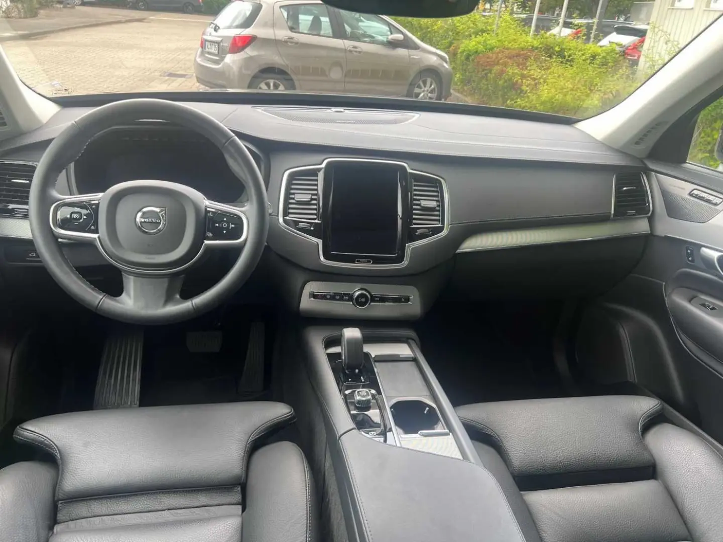 XC90 T8 AWD Recharge Plus Dark Pano/ 360°/ AHK