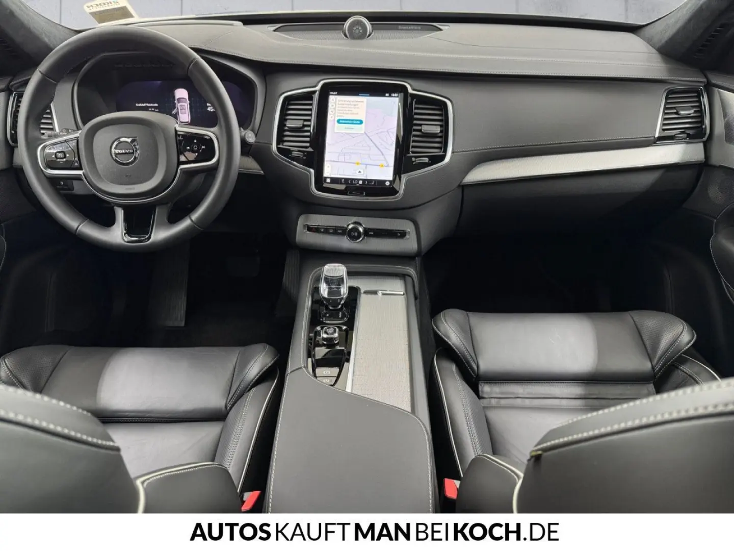 XC90 T8 Plug-In AWD Ultimate B/W