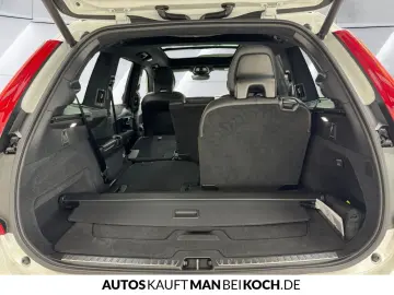 XC90 T8 Plug-In AWD Ultimate B/W
