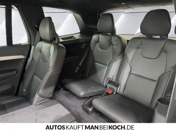 XC90 T8 Plug-In AWD Ultimate B/W