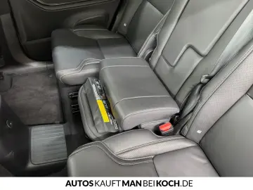 XC90 T8 Plug-In AWD Ultimate B/W