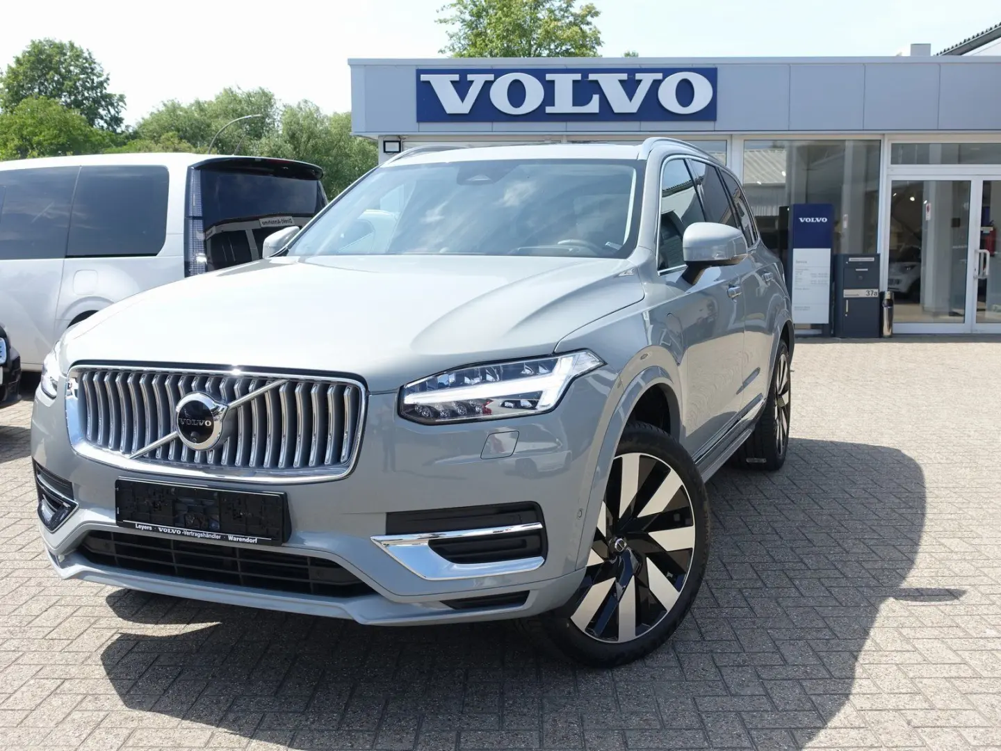 XC90 Plus T8 AWD/HeadUP/Pano/B&W/360°/BLIS/FourC