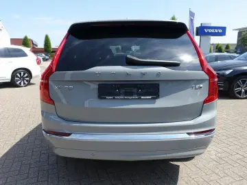 XC90 Plus T8 AWD/HeadUP/Pano/B&W/360°/BLIS/FourC
